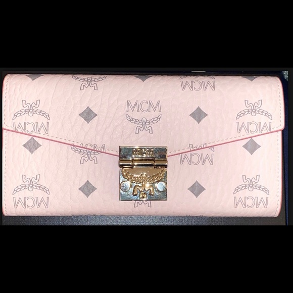 MCM Powder Pink Patricia Wallet - Picture 3 of 5